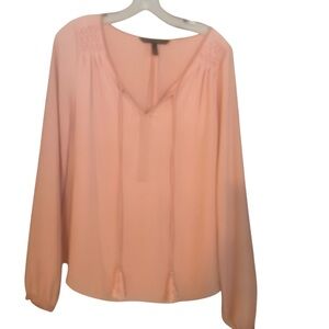 White House Black Market Light Pink V-Neck long Sleeve Blouse. Size 8